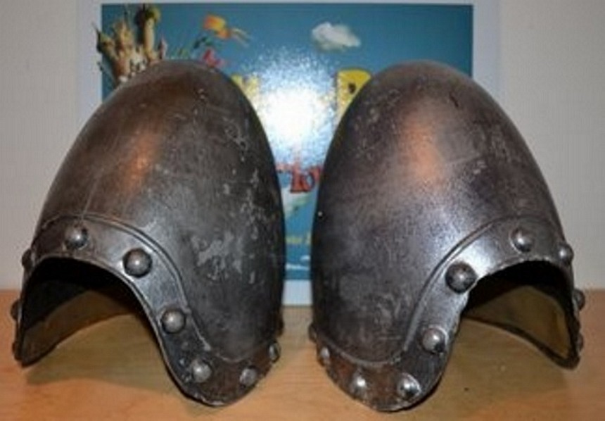 Monty Python and the Holy Grail French helmet