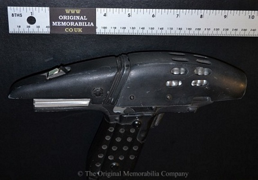 Star Trek V & VI Starfleet Phaser