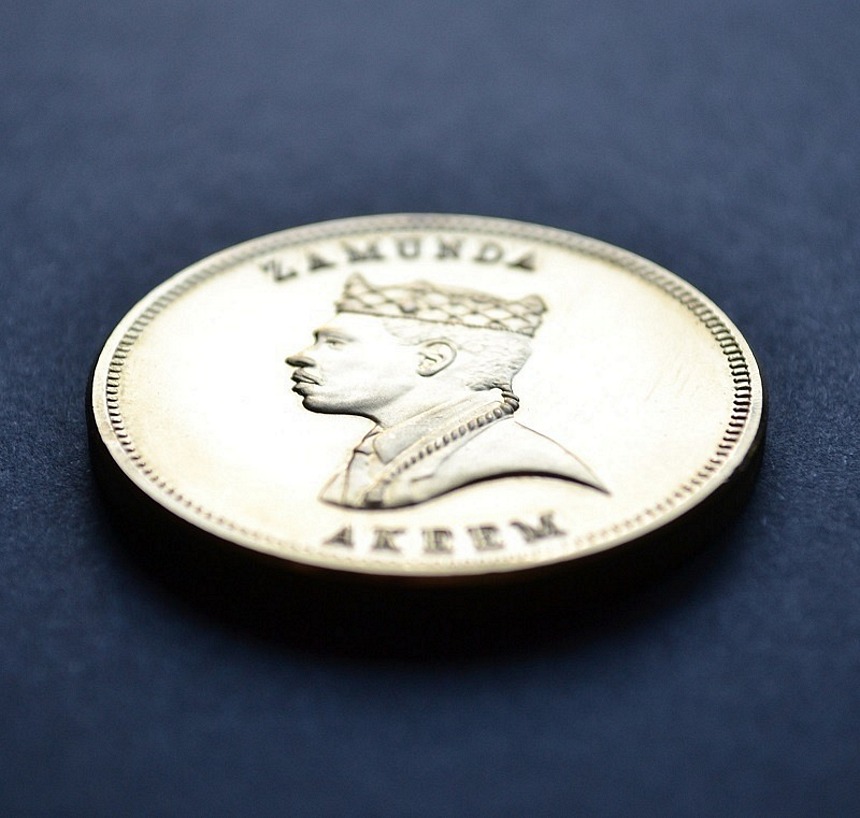 Eddie Murphy Gold Coin from Coming to America